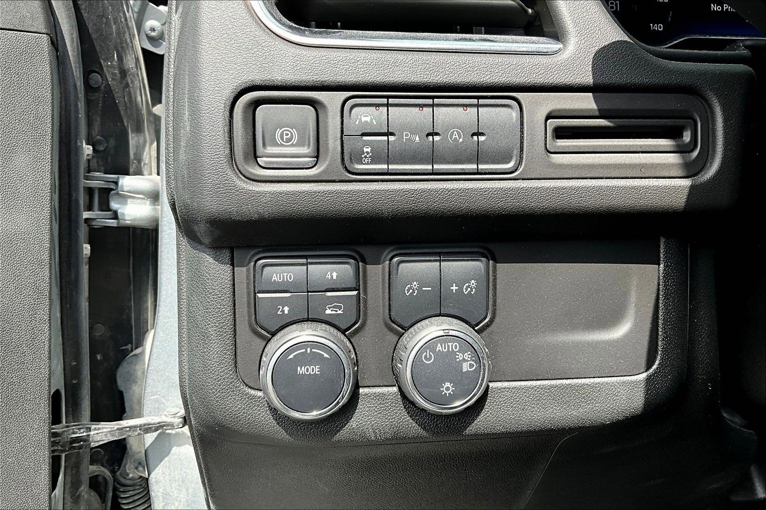 Used 2024 Chevrolet Tahoe LT image 15