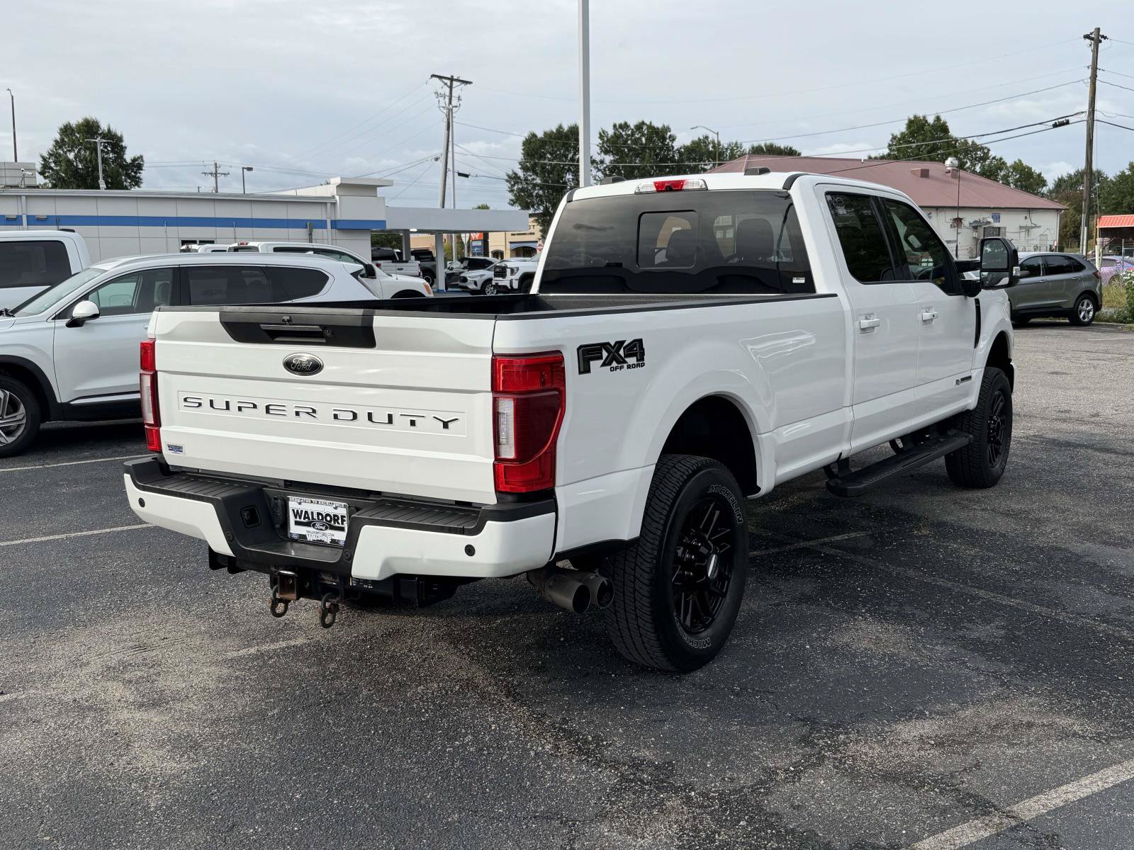 Used 2022 Ford F350 Lariat w/ Black Appearance Package AWD/4WD image 2