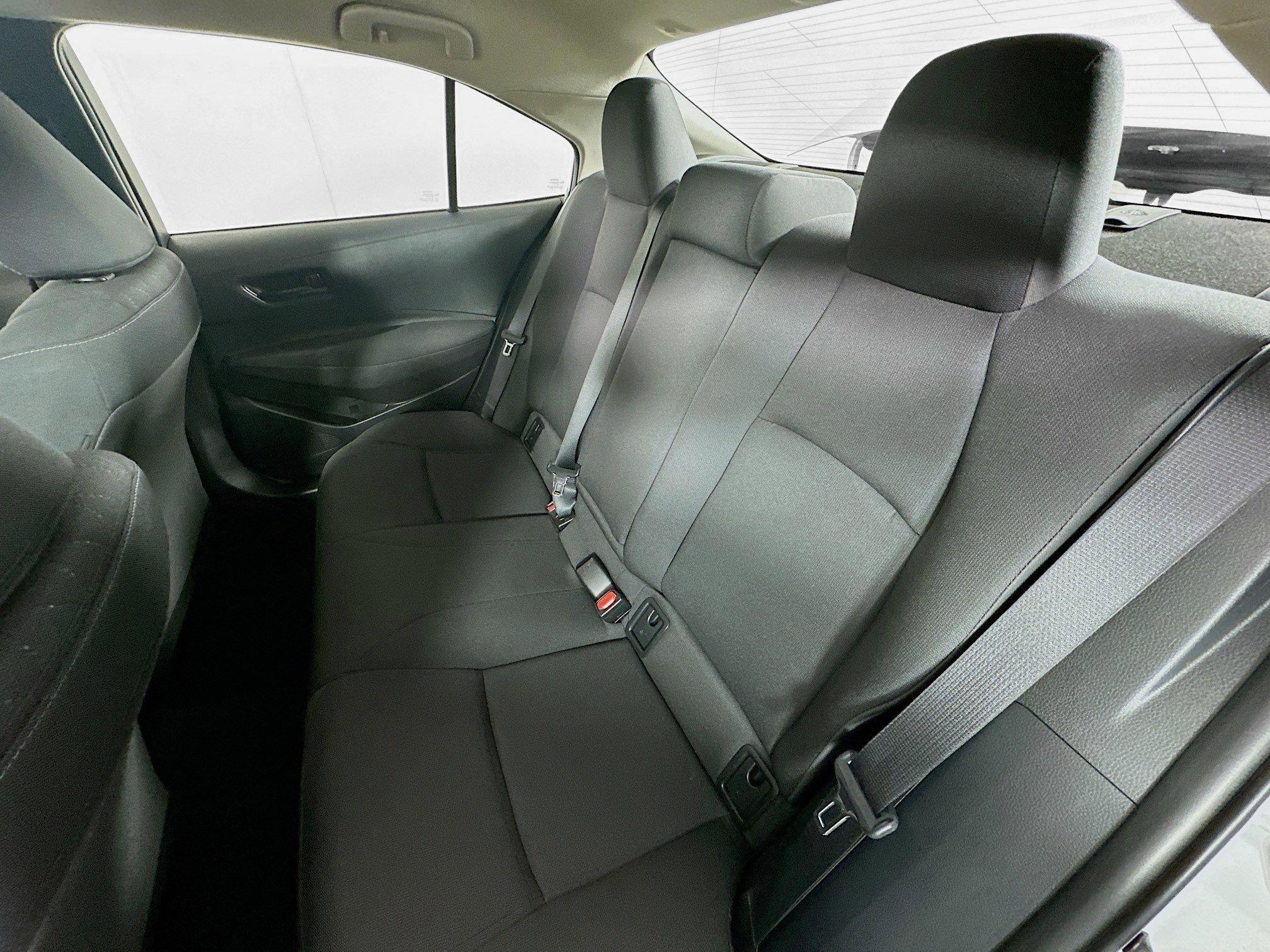 Used 2024 Toyota Corolla LE image 25