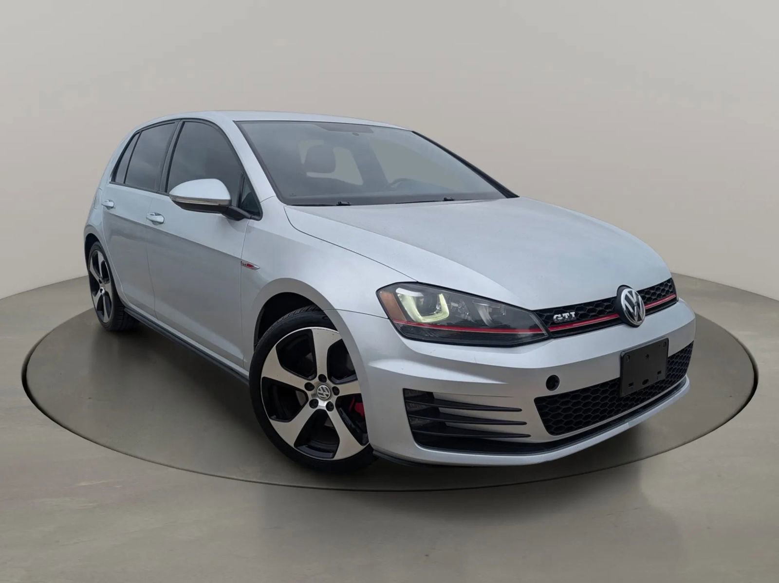 Used 2015 Volkswagen GTI S FWD image 7
