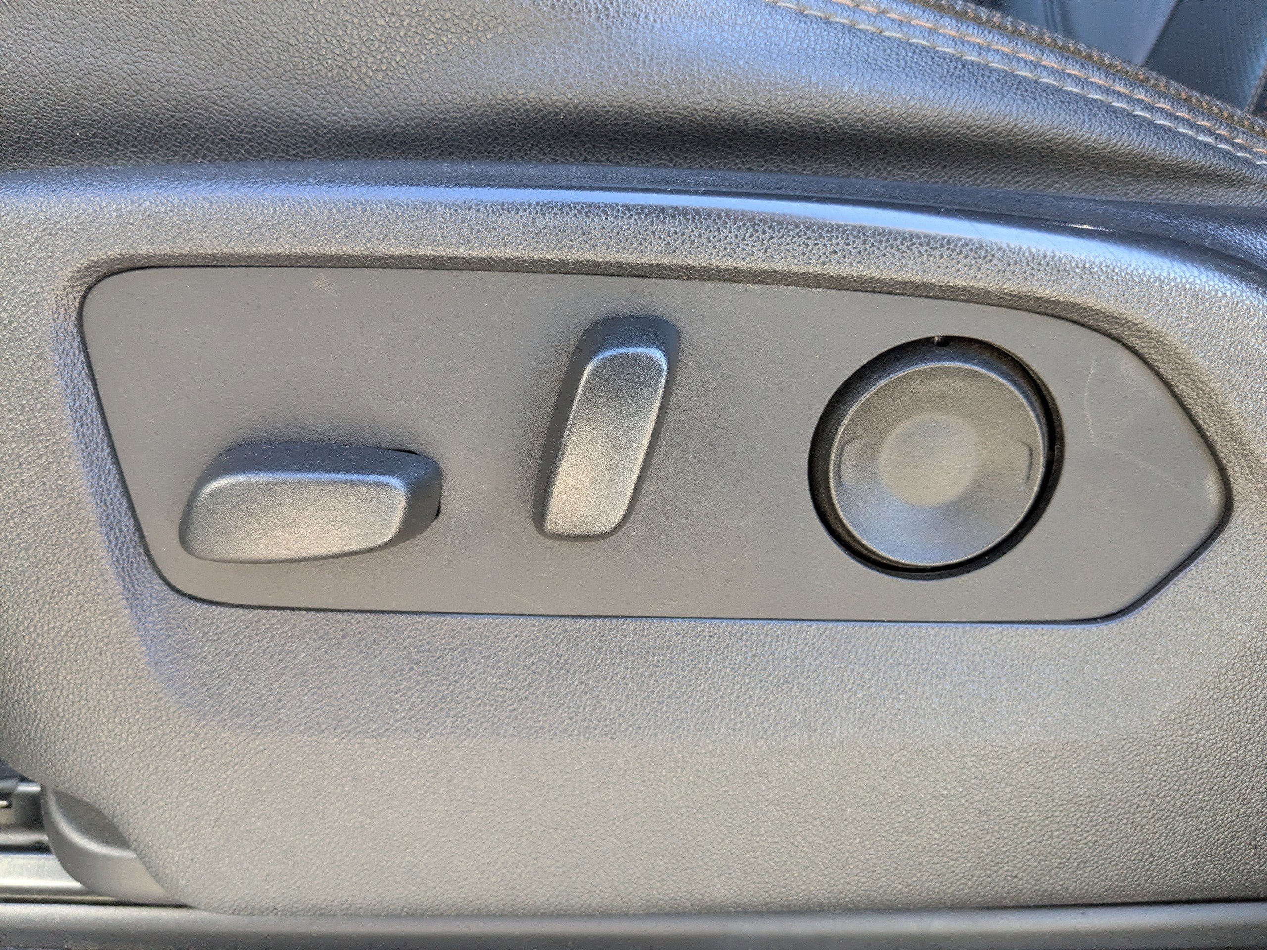 Used 2024 Chevrolet Silverado 3500 High Country w/ High Country Premium Package image 20