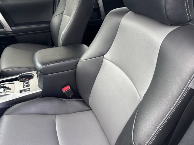 Used 2024 Toyota 4Runner SR5 Premium w/ Moonroof Package AWD/4WD image 25