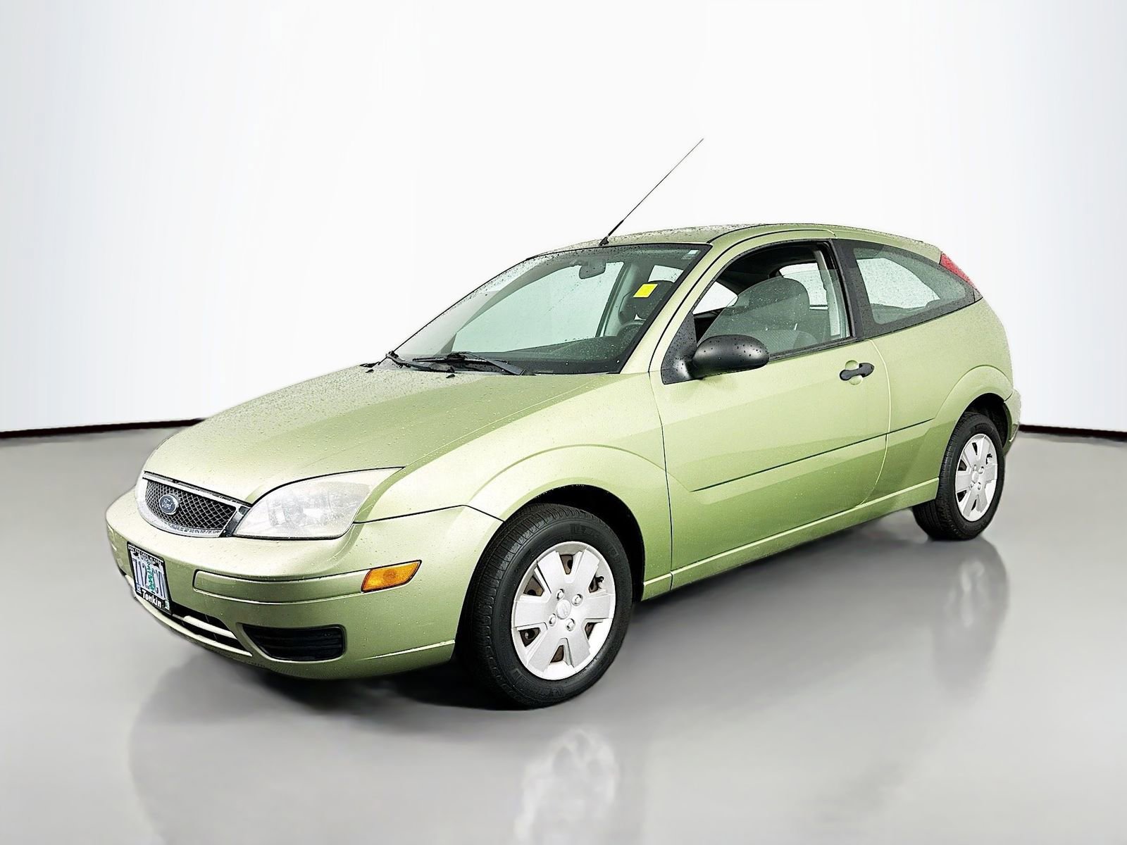 Used 2007 Ford Focus S FWD image 4