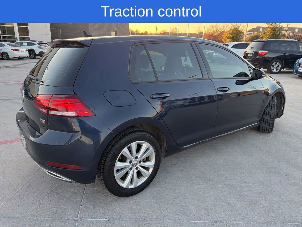 Used 2018 Volkswagen Golf SE image 3