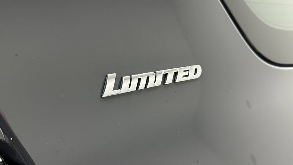 Certified 2024 Toyota 4Runner Limited AWD/4WD image 17