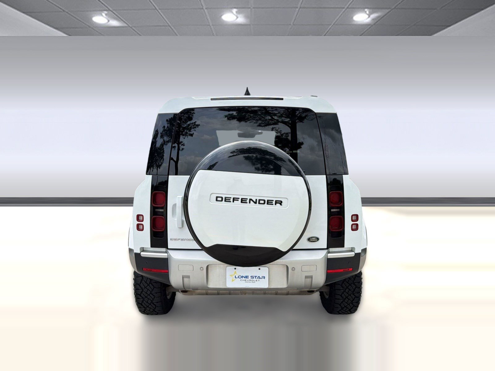 Used 2023 Land Rover Defender 90 S AWD/4WD image 10