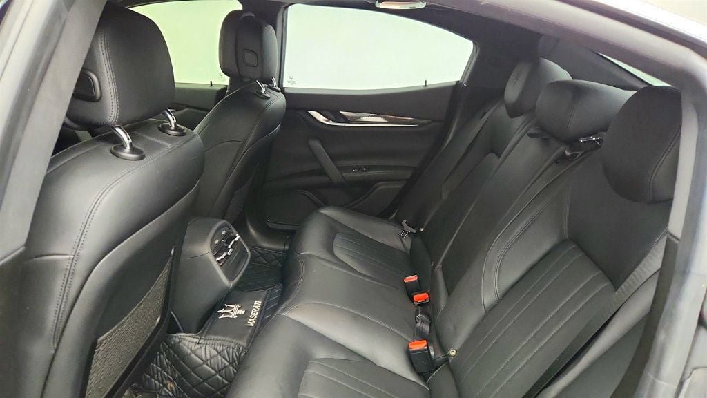 Used 2017 Maserati Ghibli RWD image 22