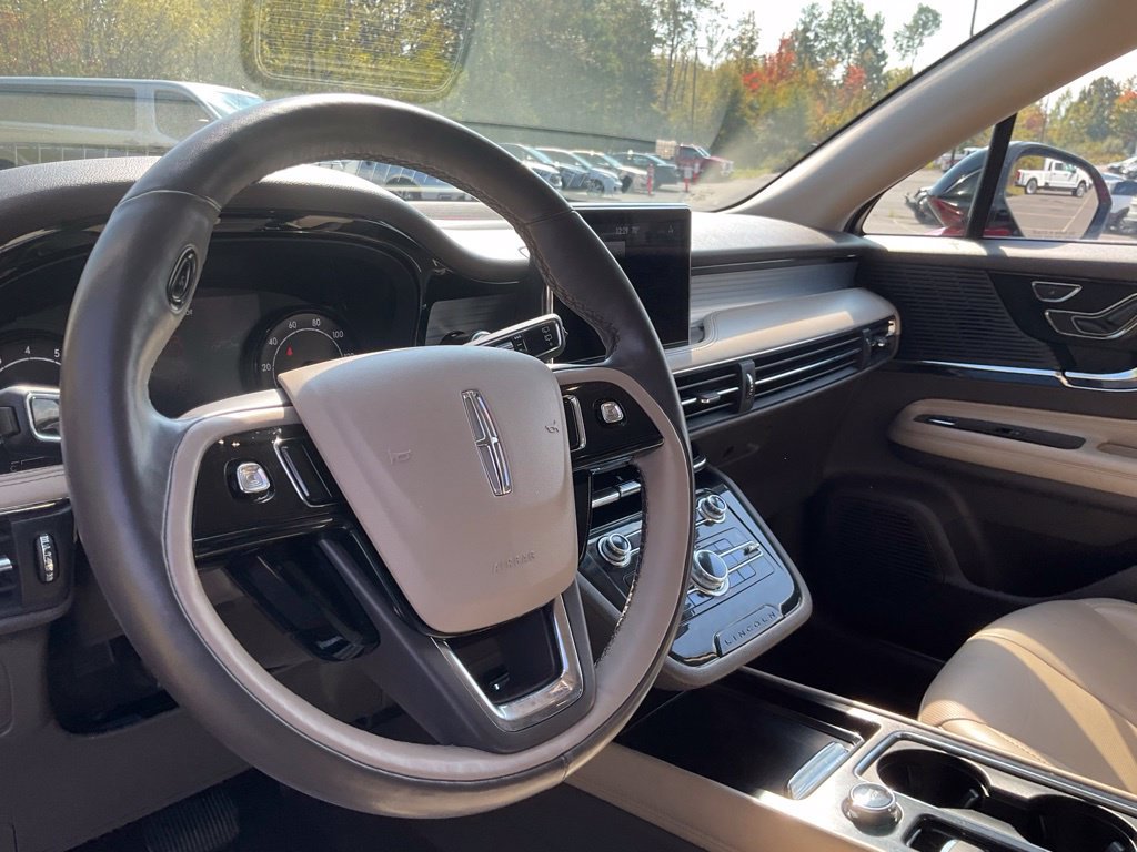 Used 2020 Lincoln Corsair AWD w/ Equipment Group 101A image 18