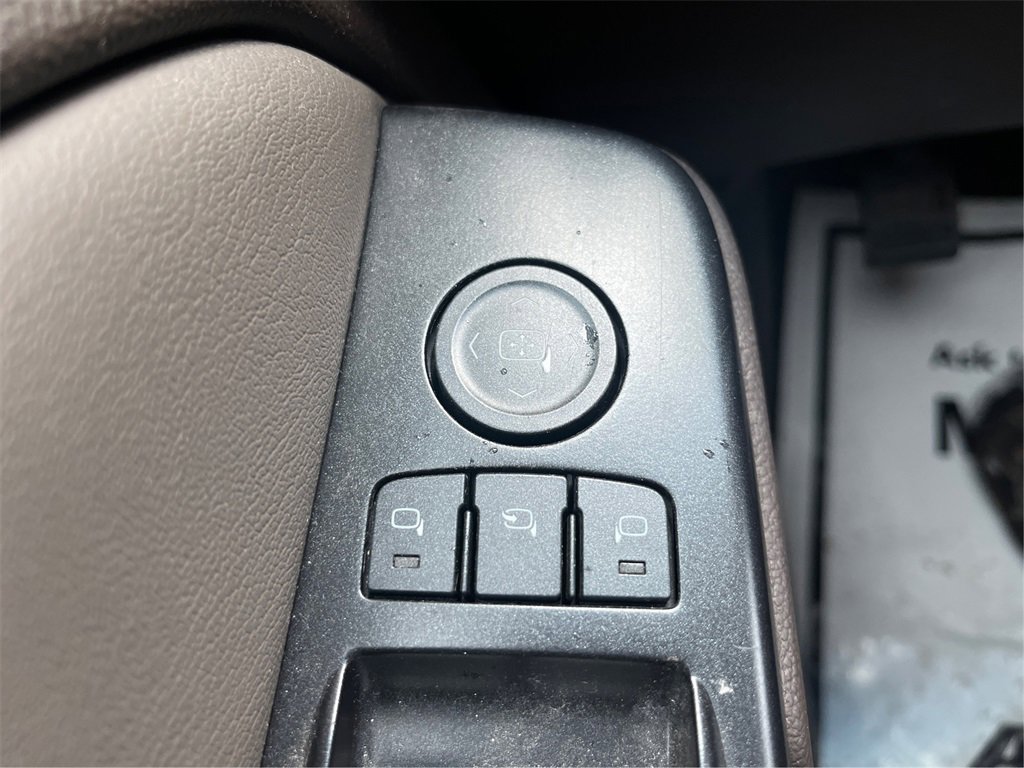 Used 2018 GMC Yukon Denali image 45