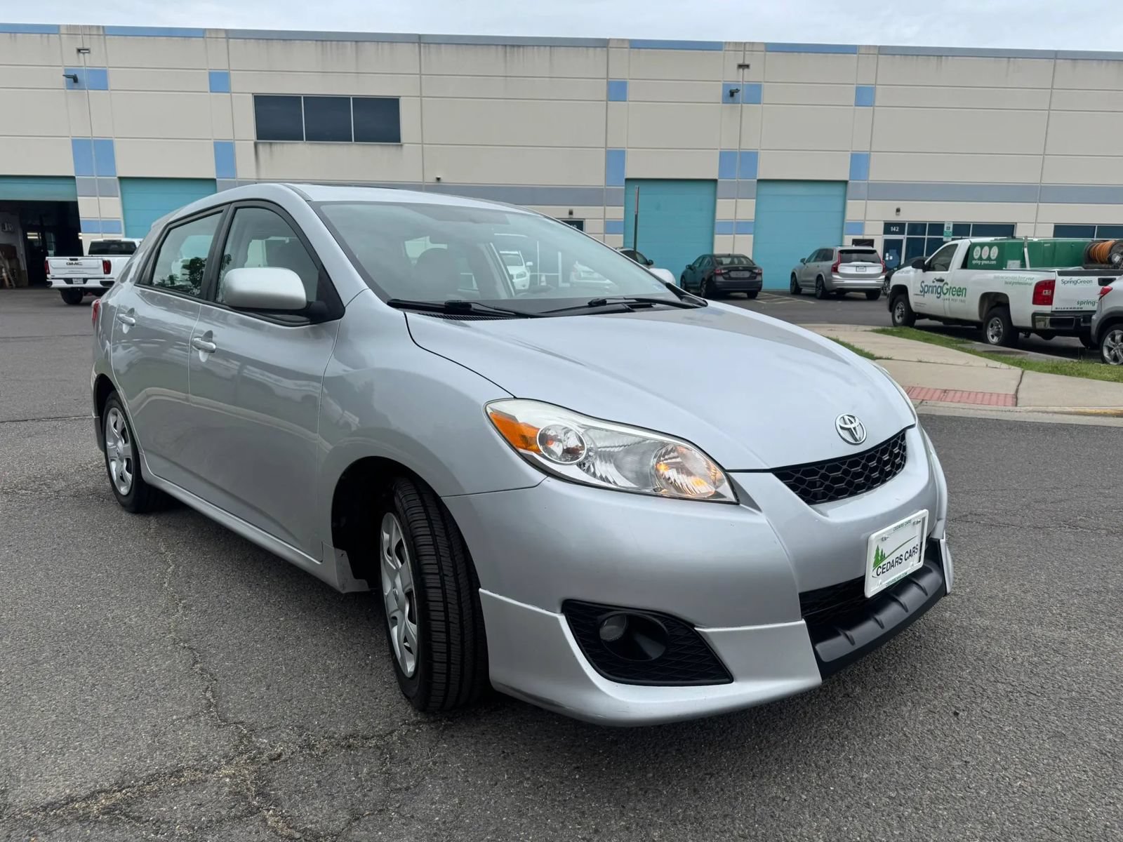Used 2009 Toyota Matrix S w/ All Weather Guard Pkg FWD image 3
