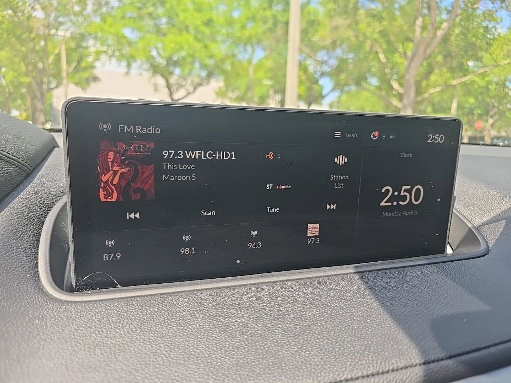 Used 2023 Acura MDX FWD image 19