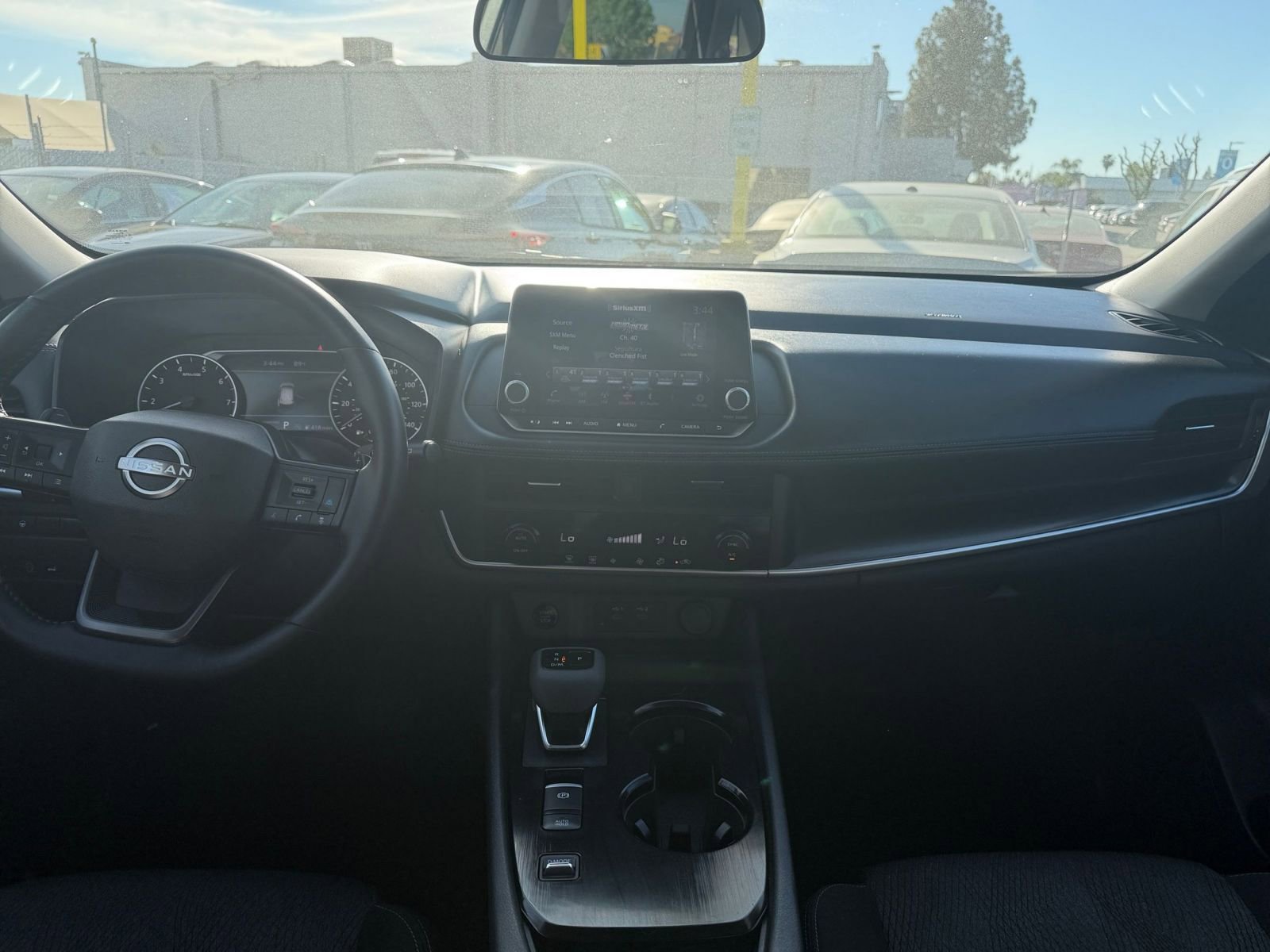 Used 2025 Nissan Rogue SV image 35