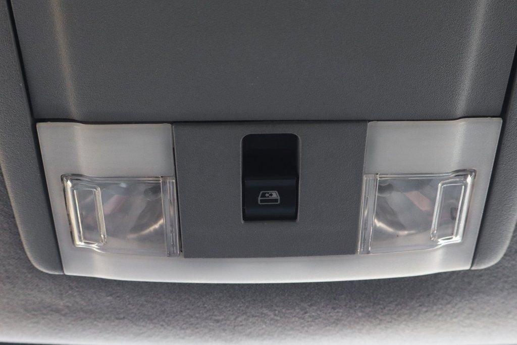 Used 2011 Ford F550 2WD Crew Cab Super Duty w/ Payload Upgrade Pkg image 24