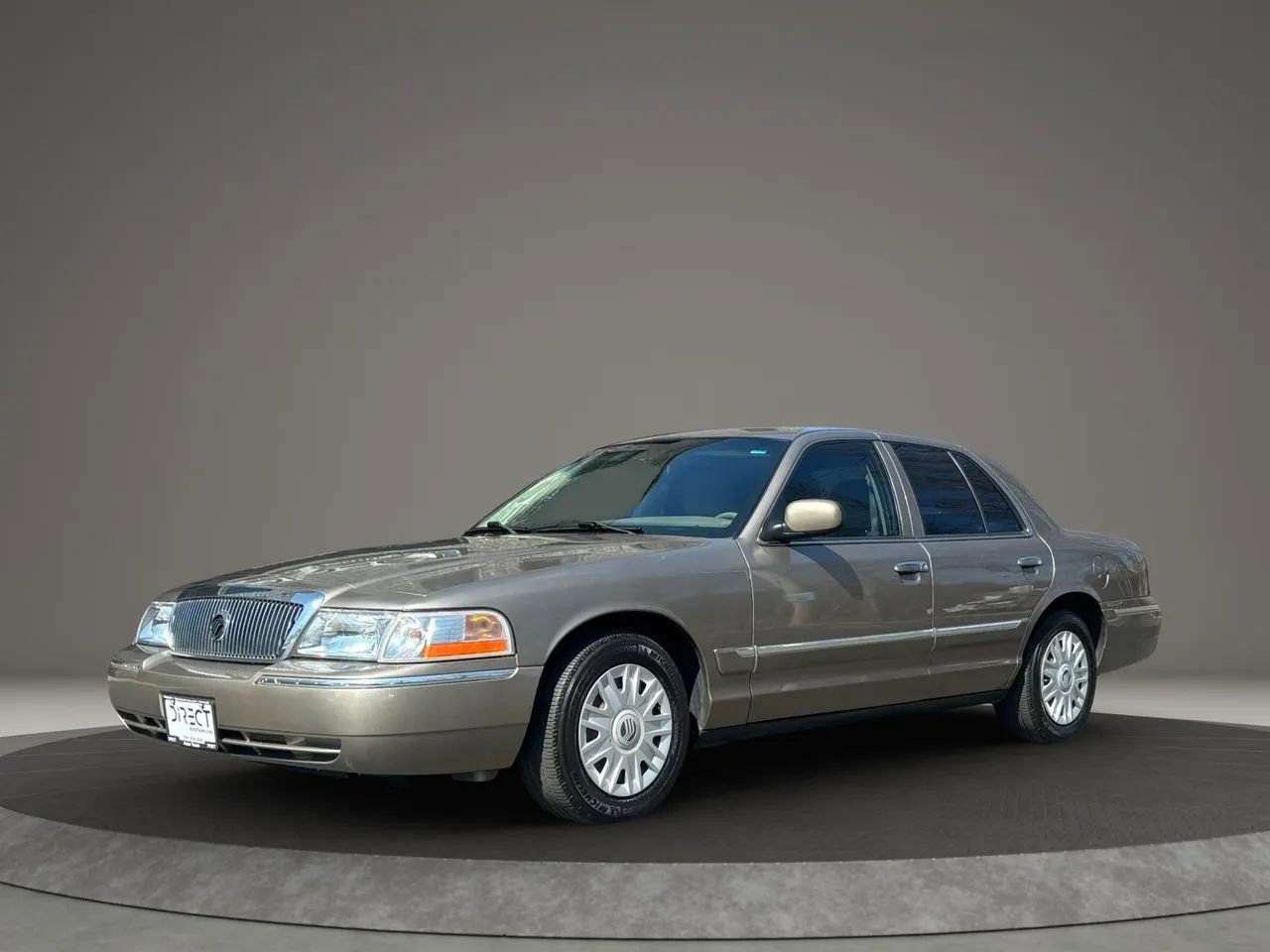 Used 2005 Mercury Grand Marquis GS image 1