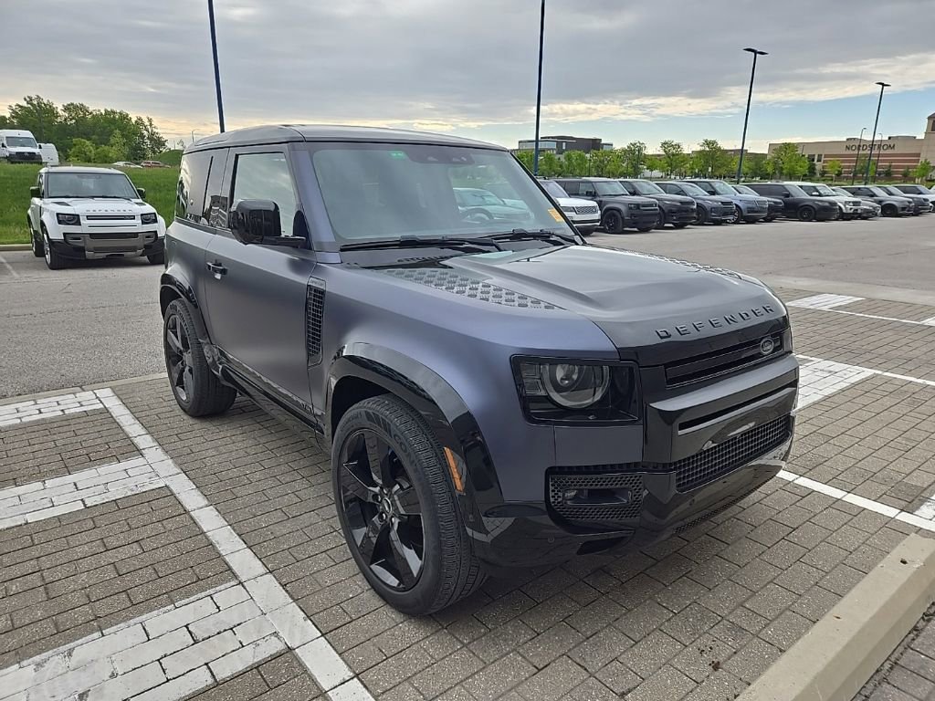 Used 2022 Land Rover Defender 90 V8 AWD/4WD image 3