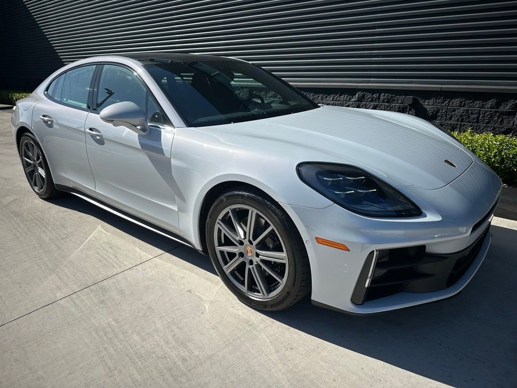 Certified 2026 Porsche Panamera image 11