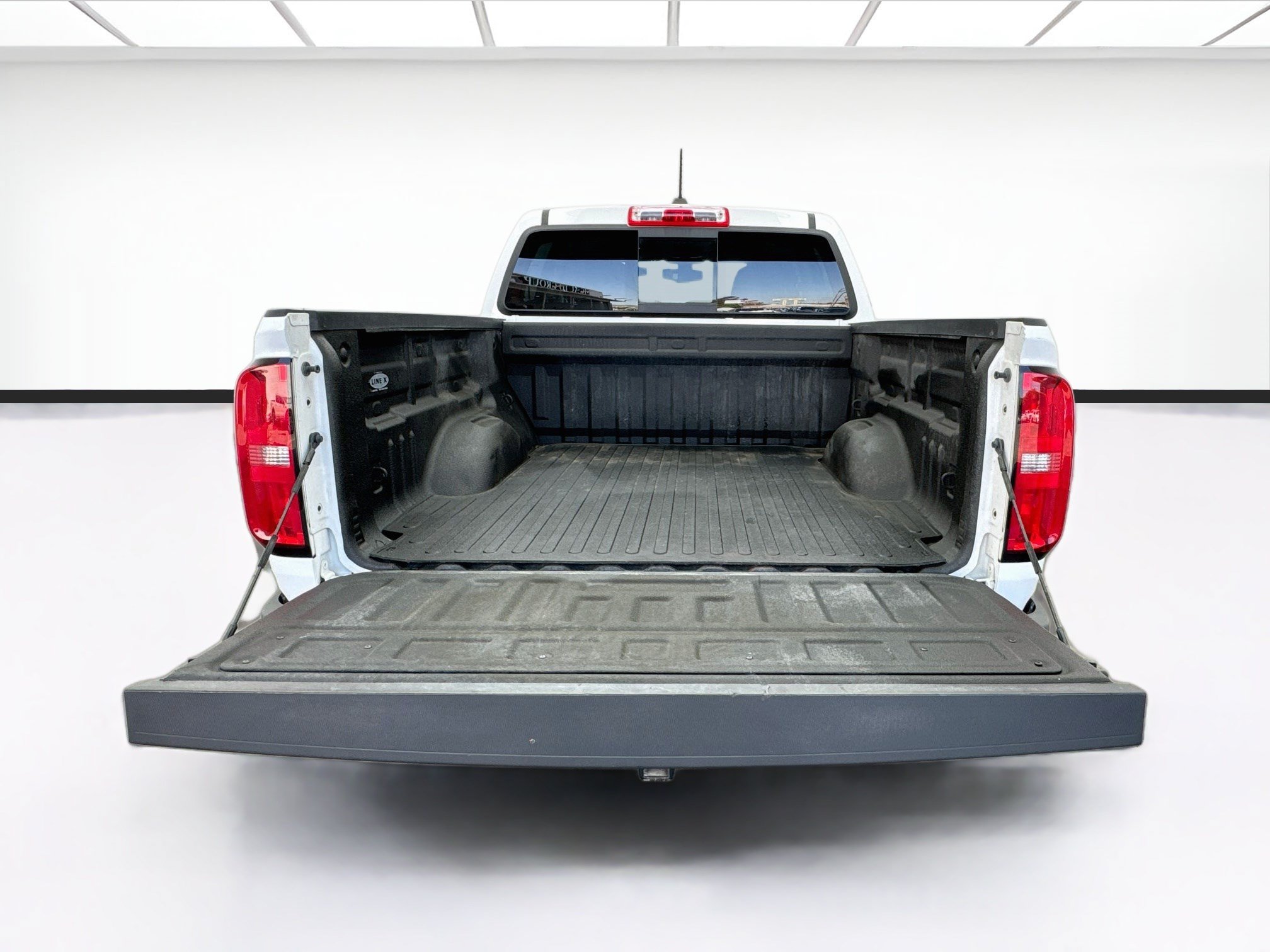 Used 2021 Chevrolet Colorado Z71 RWD image 17