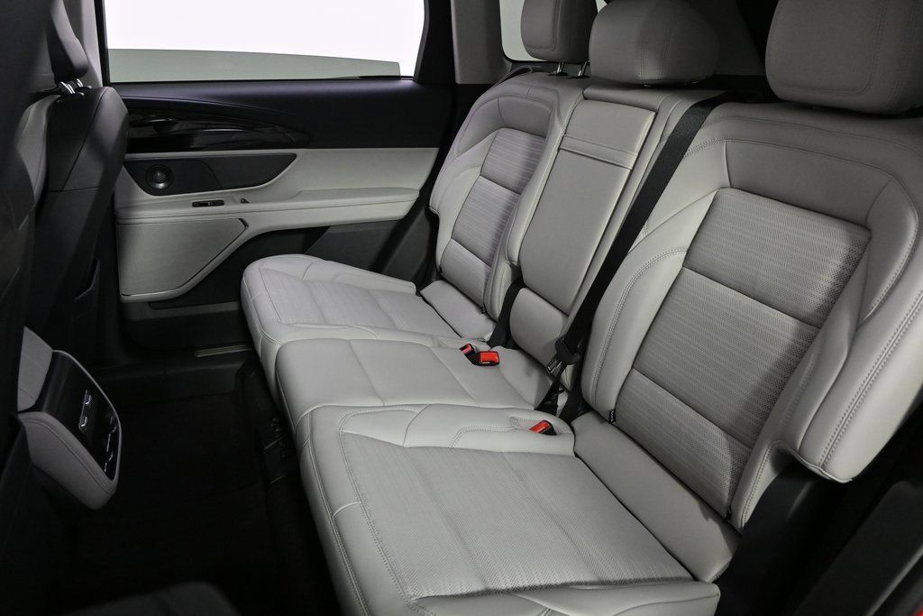 New 2026 Lincoln Nautilus Reserve image 21