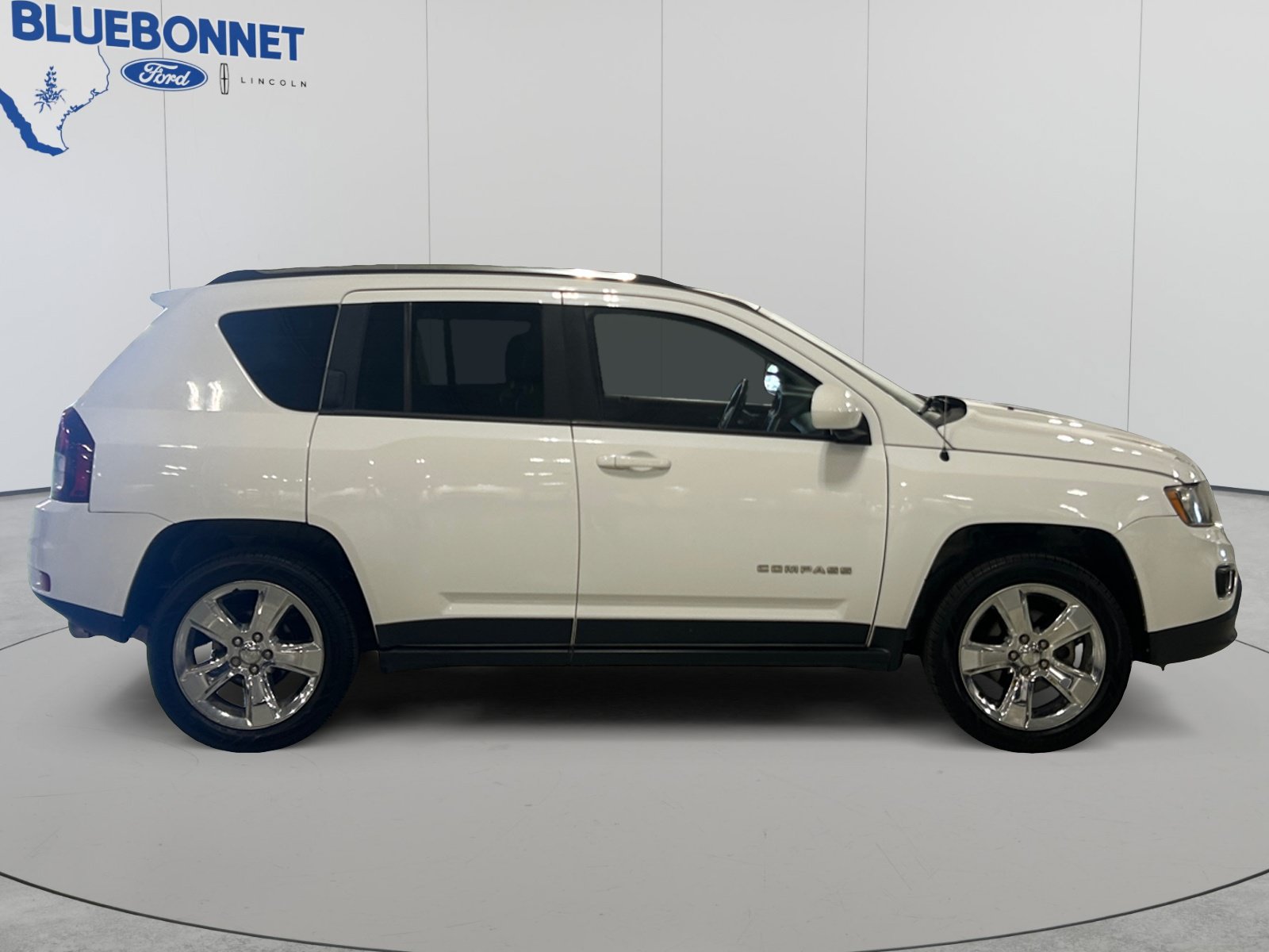 Used 2015 Jeep Compass Limited FWD image 4