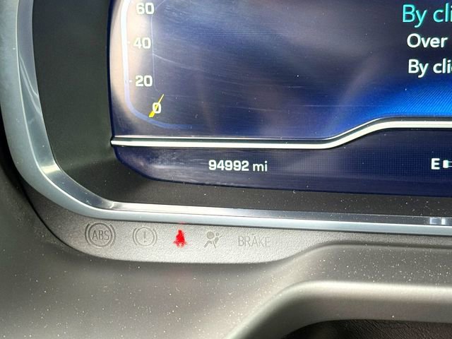 Used 2022 Chevrolet Suburban Z71 w/ Luxury Package image 16