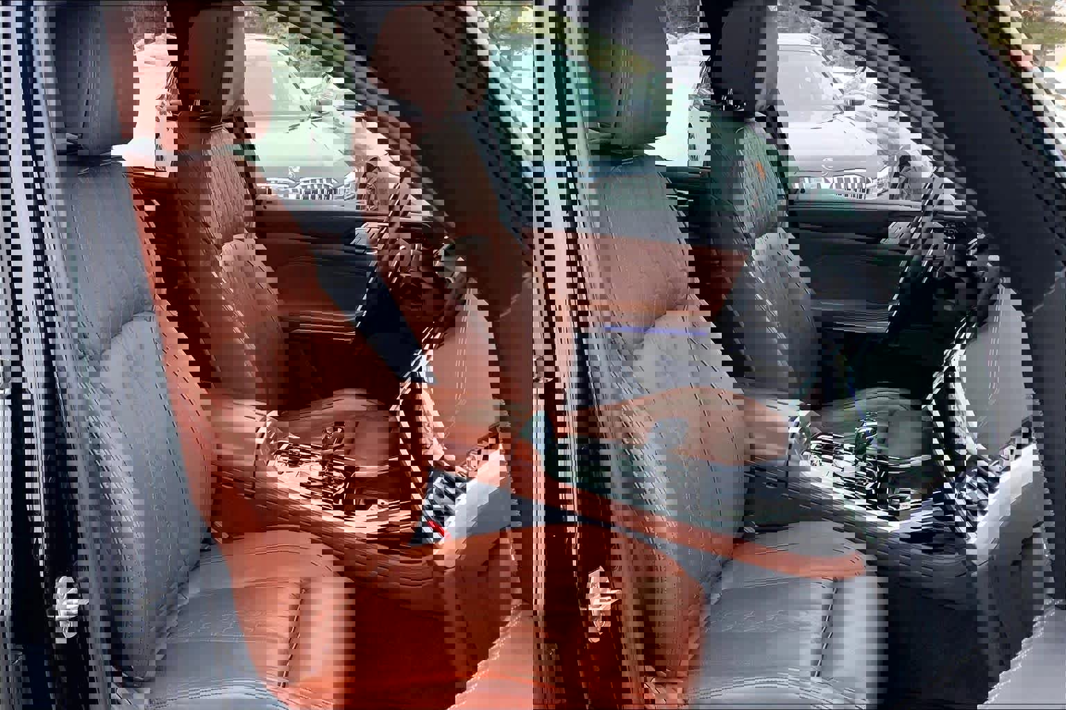 Used 2022 BMW X7 M50i image 8