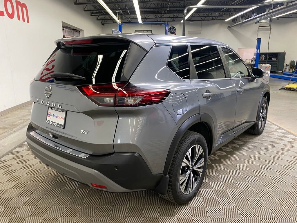 Used 2023 Nissan Rogue SV image 9