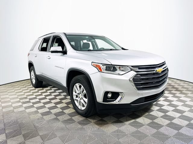 Used 2020 Chevrolet Traverse LT FWD video 1