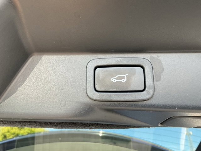 Used 2018 Land Rover Range Rover Sport Supercharged AWD/4WD image 20