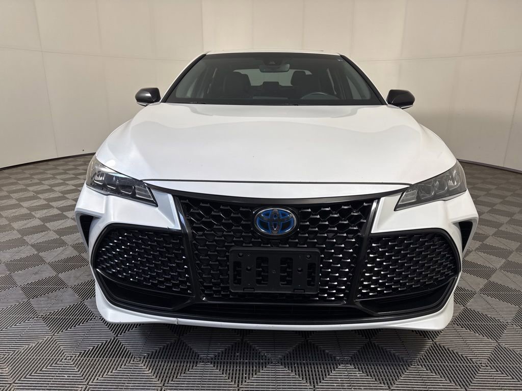 Used 2022 Toyota Avalon XSE FWD image 12