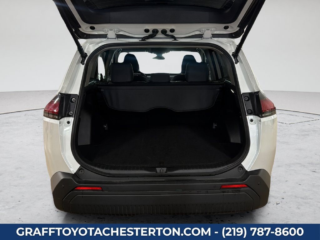 Used 2026 Toyota RAV4 XLE Premium FWD image 16