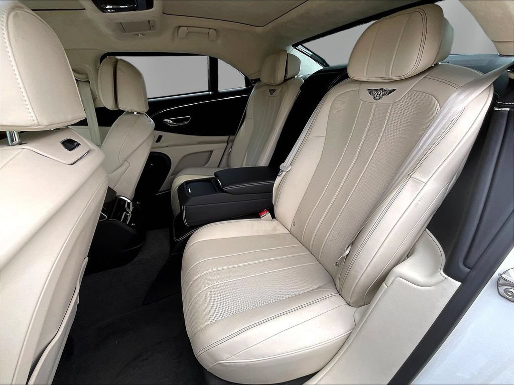 Used 2021 Bentley Flying Spur V8 AWD/4WD image 20