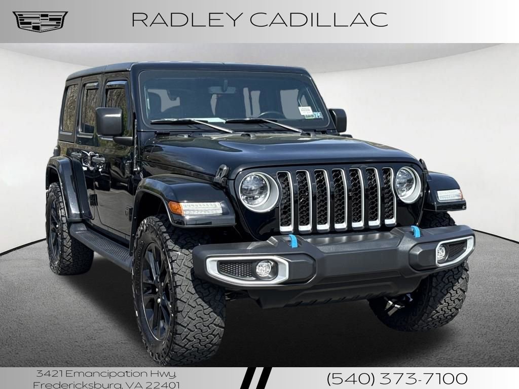 Used 2023 Jeep Wrangler Unlimited Sahara w/ Cold Weather Group AWD/4WD image 21