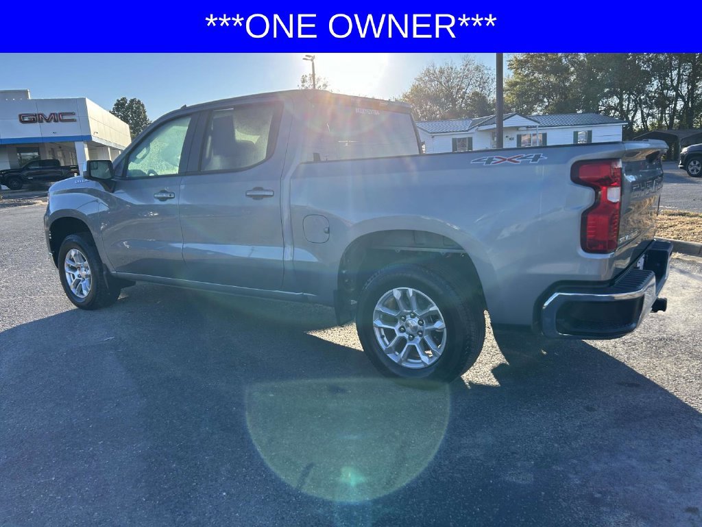 Used 2025 Chevrolet Silverado 1500 LT AWD/4WD image 6
