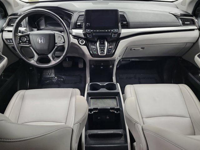 Used 2023 Honda Odyssey Touring image 14
