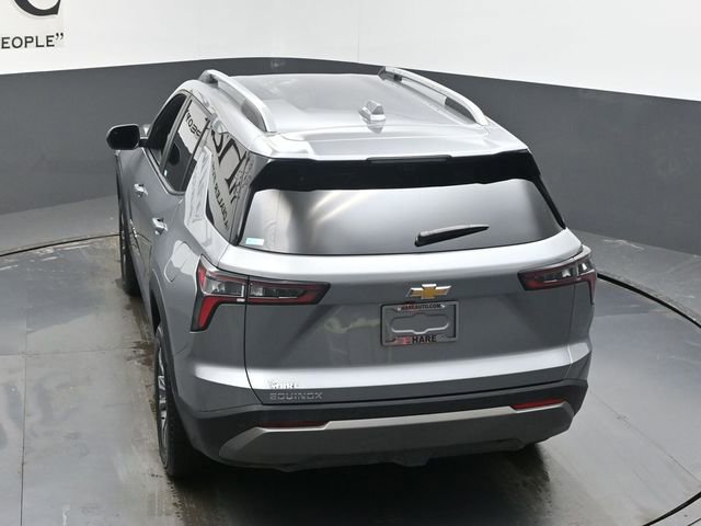 Used 2025 Chevrolet Equinox LT w/ Convenience Package II image 56