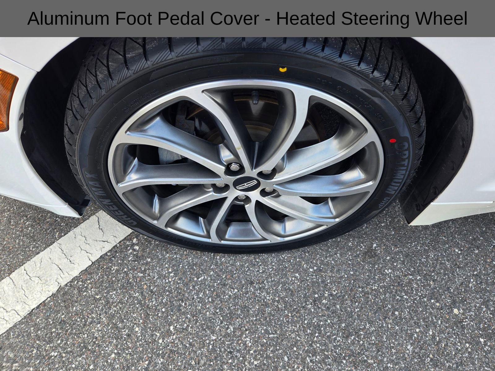 Used 2019 Lincoln MKZ Reserve w/ Reserve Plus Package image 16