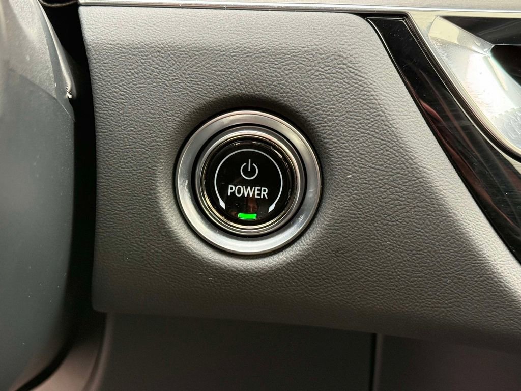 Used 2025 Cadillac Lyriq Luxury w/ LPO, Floor Liner Package image 27