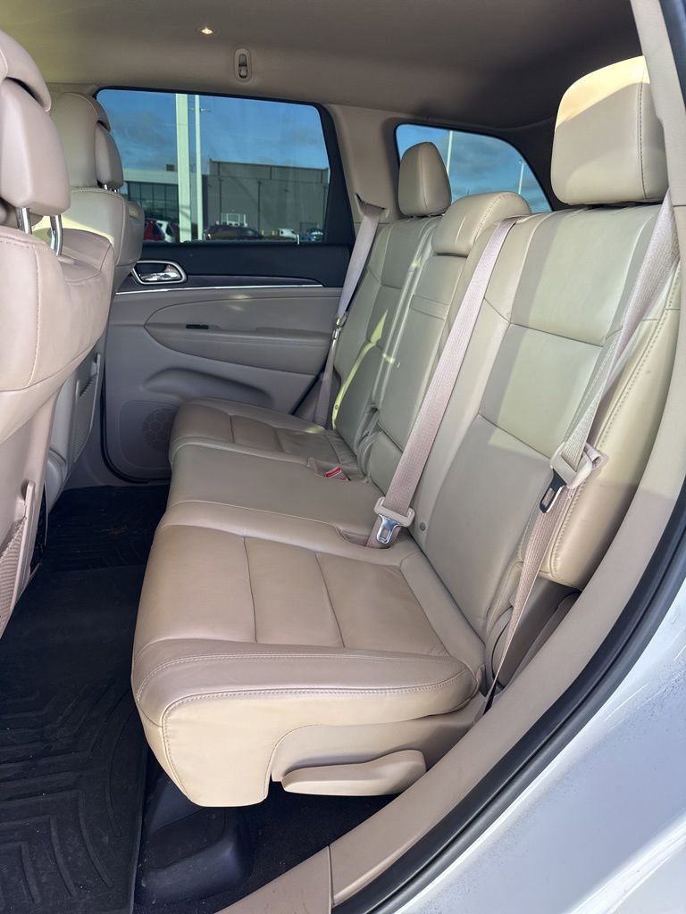 Used 2017 Jeep Grand Cherokee Limited image 20