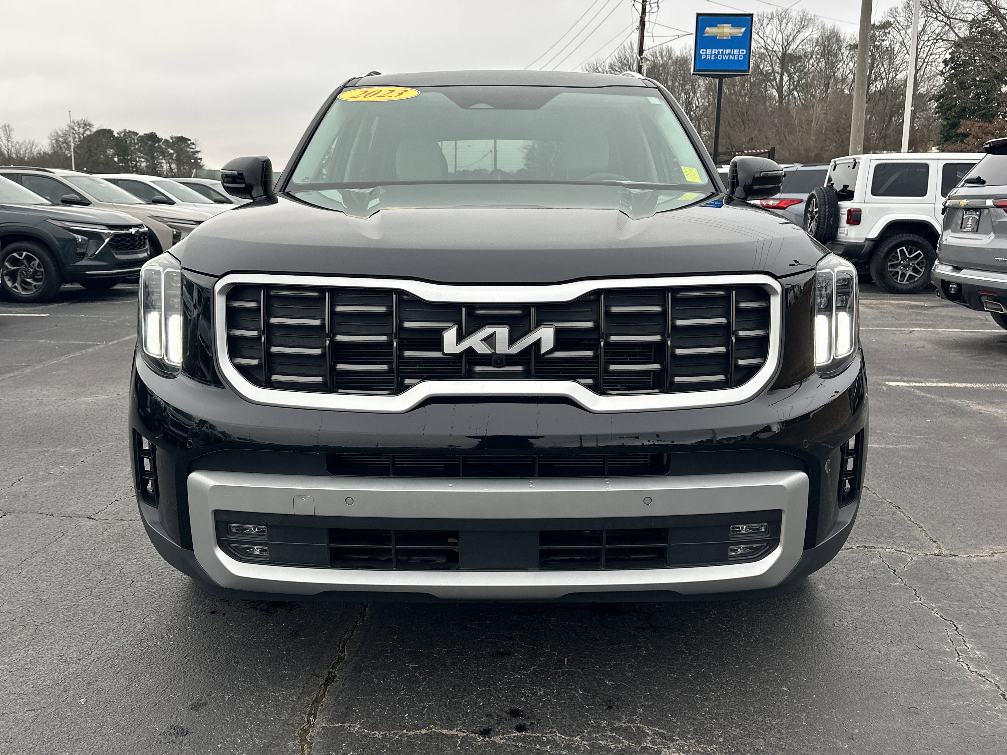 Used 2023 Kia Telluride SX Prestige image 3