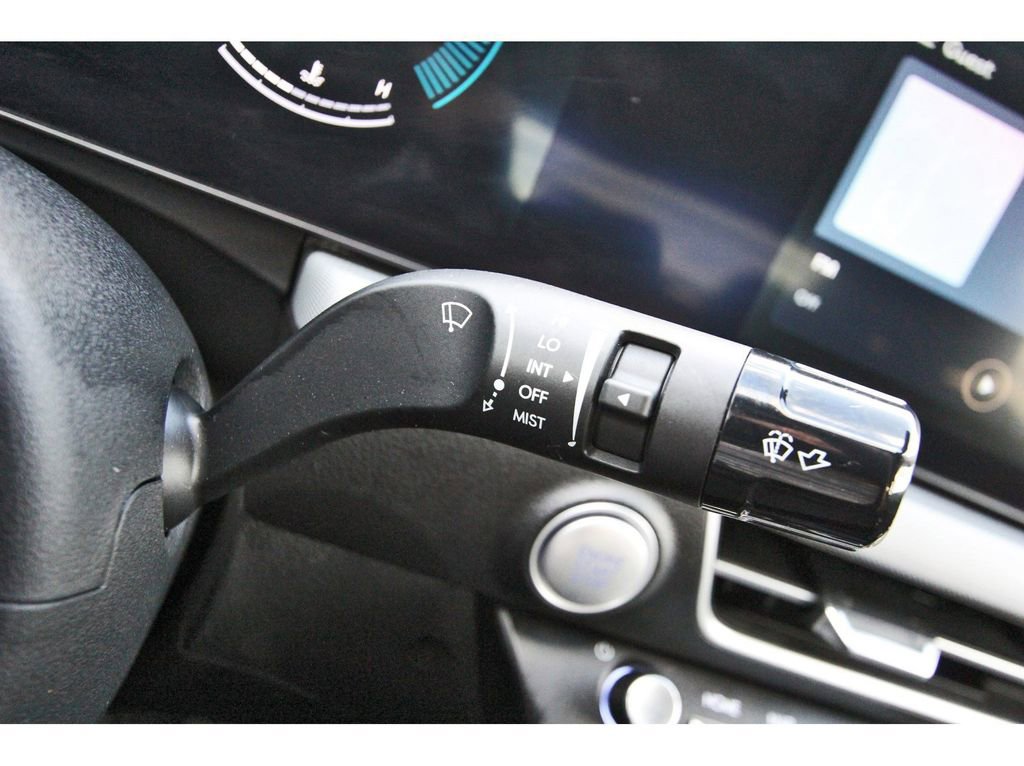 Certified 2025 Hyundai Sonata SE image 16