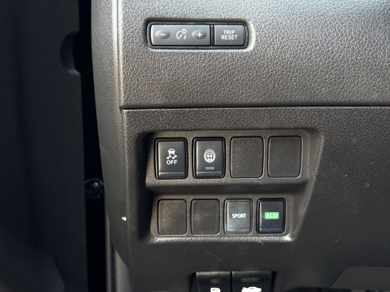 Used 2021 Nissan Rogue Sport S FWD image 22