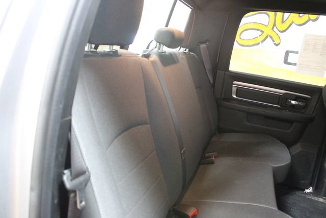 Used 2022 RAM 1500 Warlock AWD/4WD image 9