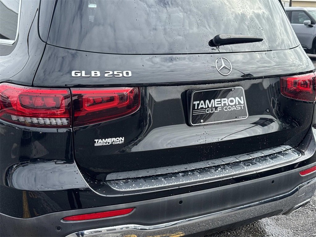 Used 2022 Mercedes-Benz GLB 250 image 12