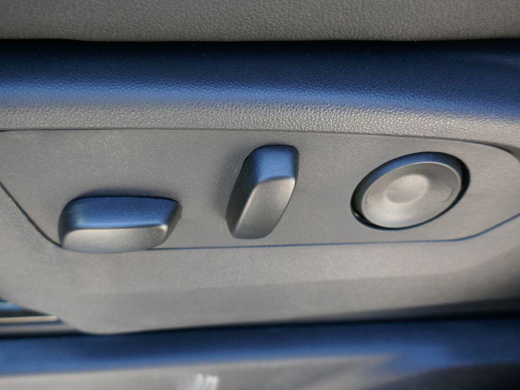 New 2026 Chevrolet Silverado 2500 ZR2 w/ LPO, Dark Essentials Package image 20