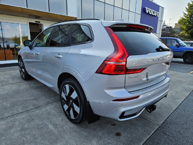 Certified 2024 Volvo XC60 T8 Plus w/ Protection Package Premier AWD/4WD image 7