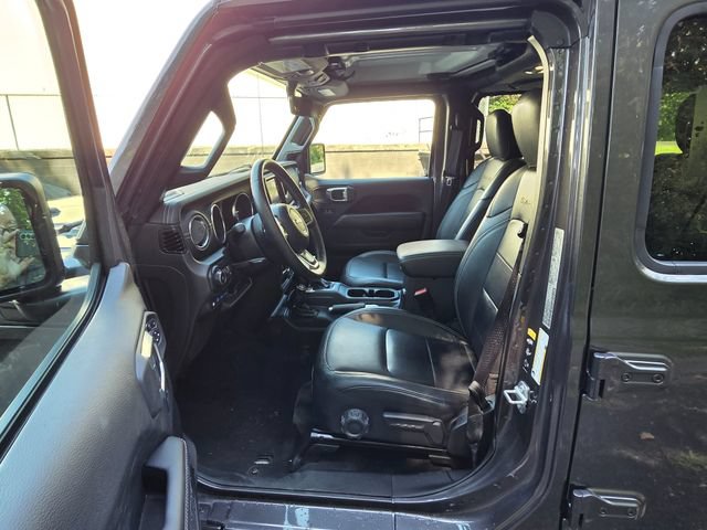 Used 2022 Jeep Wrangler Unlimited Sahara w/ Cold Weather Group AWD/4WD image 14
