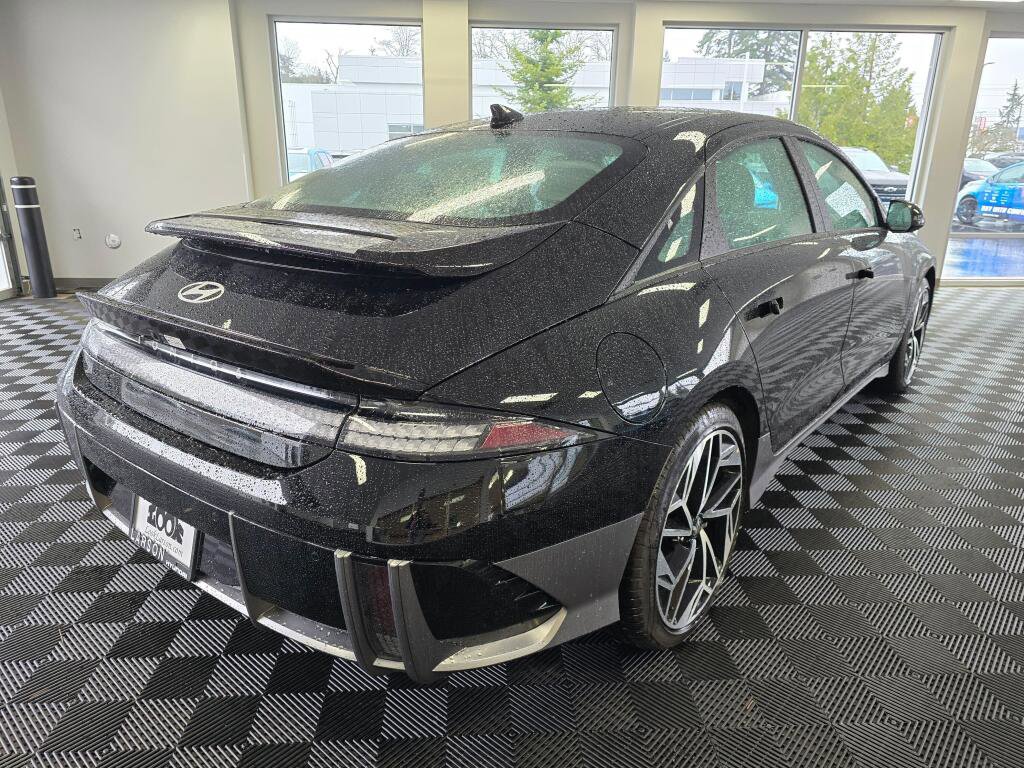 New 2025 Hyundai Ioniq 6 SEL image 4