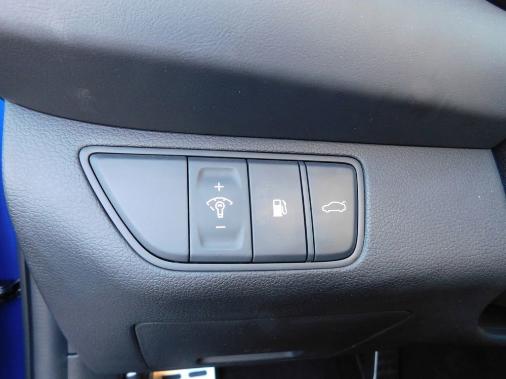 Used 2025 Genesis G70 3.3T Advanced image 22