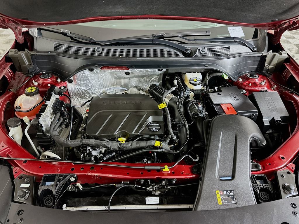 Used 2024 Chevrolet Trax LT w/ Sunroof Package image 29