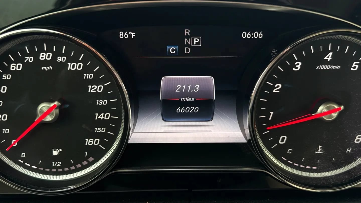 Used 2018 Mercedes-Benz E 300 image 11